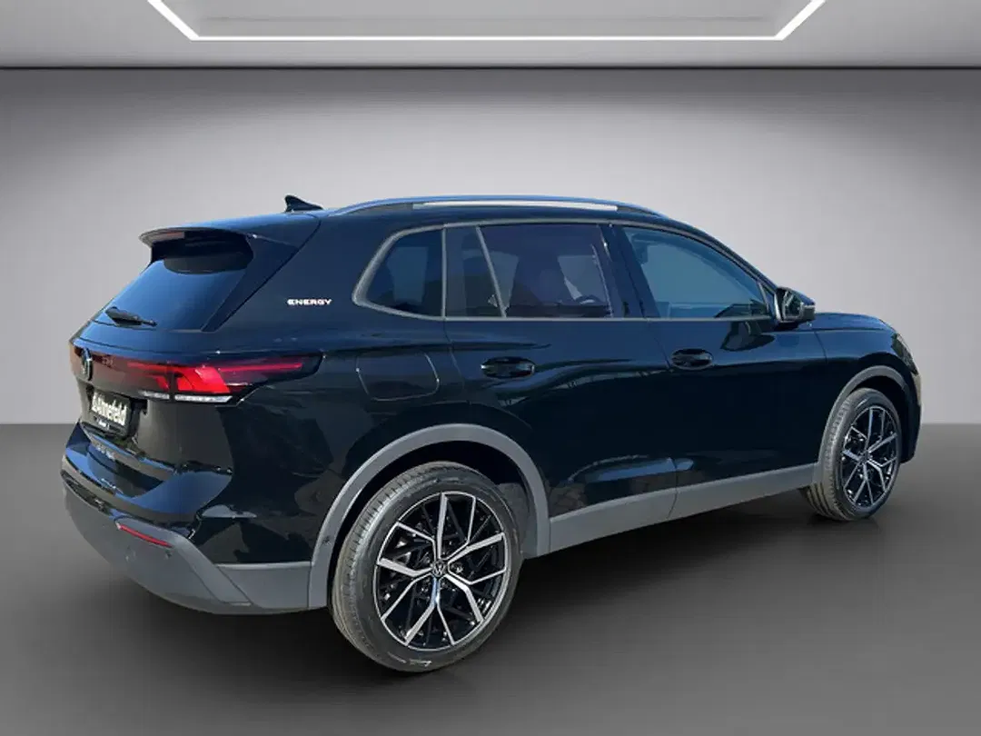 Volkswagen Tiguan - Thumbnail 5