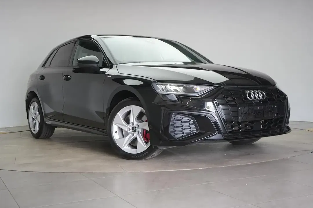Audi A3 - Thumbnail 1