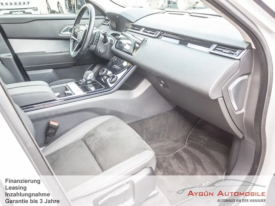 Land Rover Range Rover Velar - Thumbnail 11