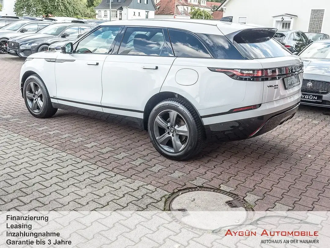 Land Rover Range Rover Velar - Thumbnail 4