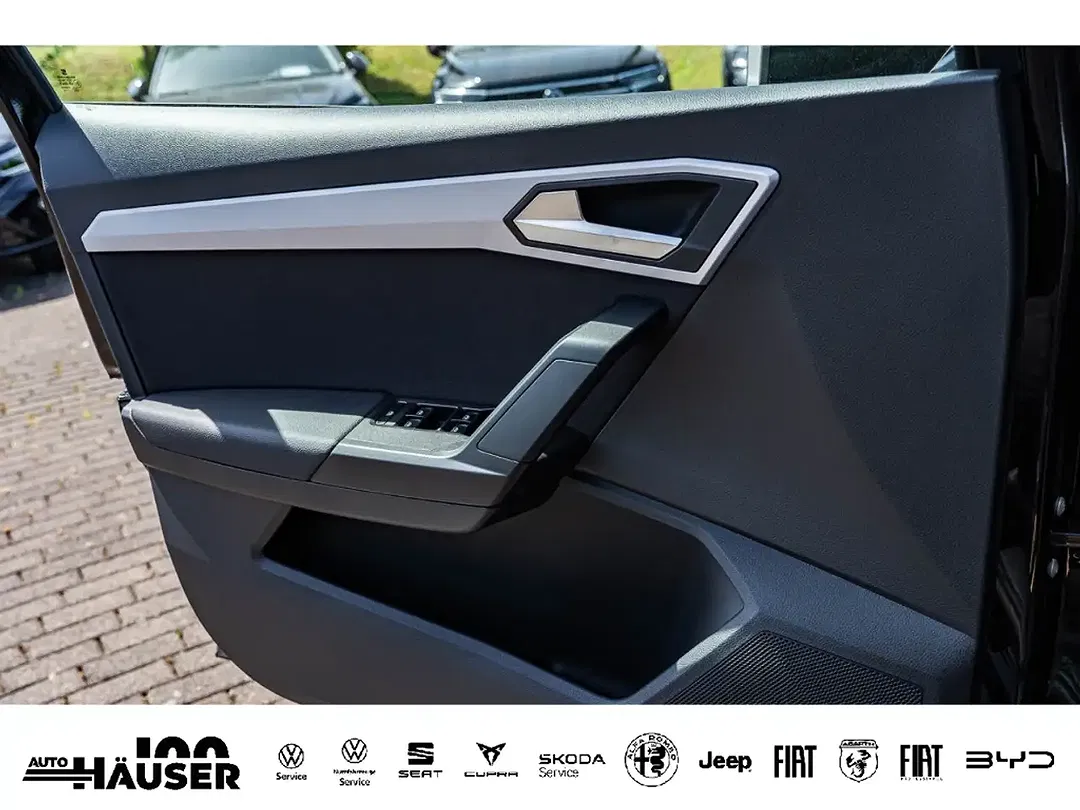 SEAT Ibiza - Thumbnail 12