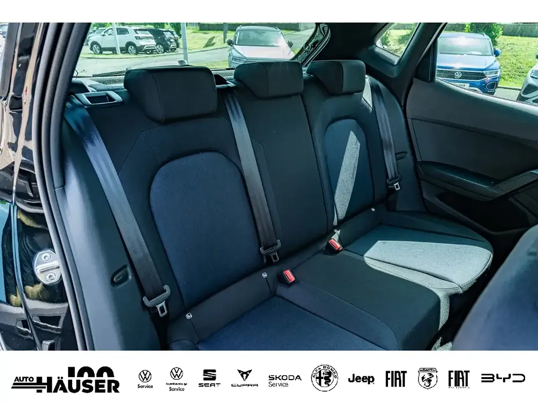 SEAT Ibiza - Thumbnail 8