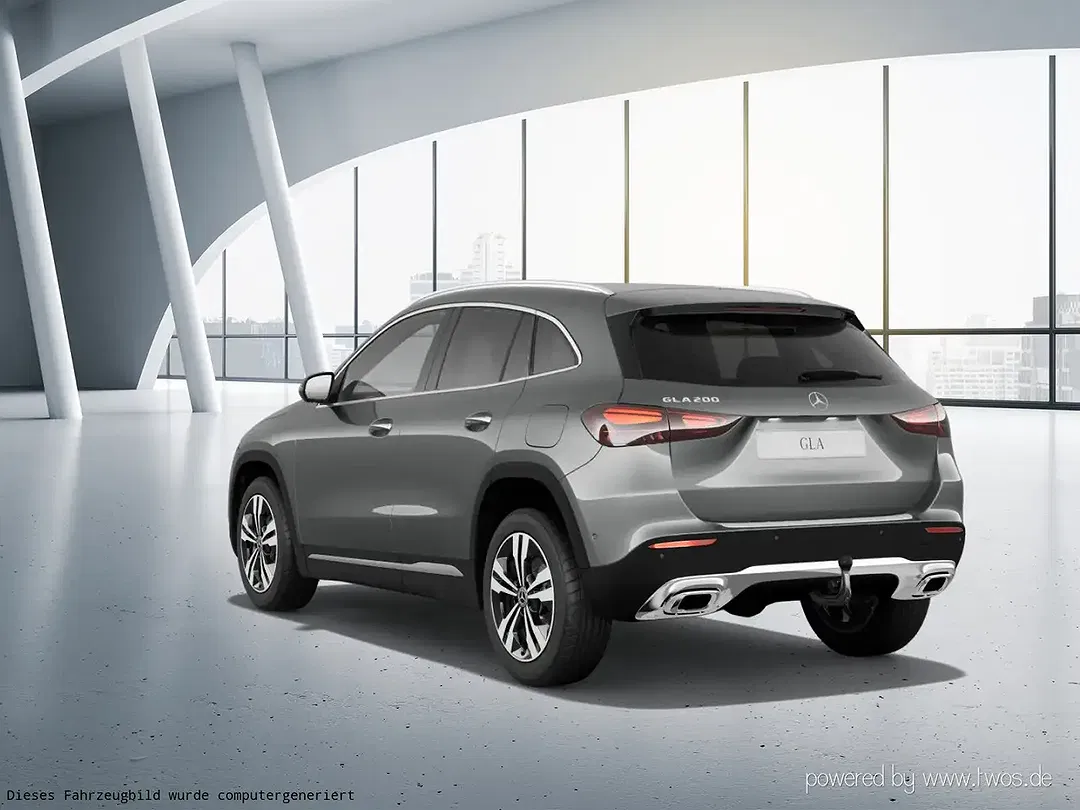 Mercedes-Benz GLA 200 - Thumbnail 13