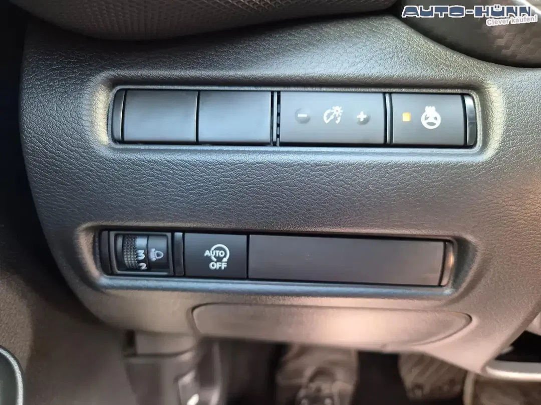 Nissan Juke - Thumbnail 15