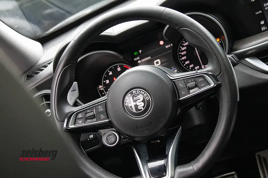 Alfa Romeo Stelvio - Thumbnail 4