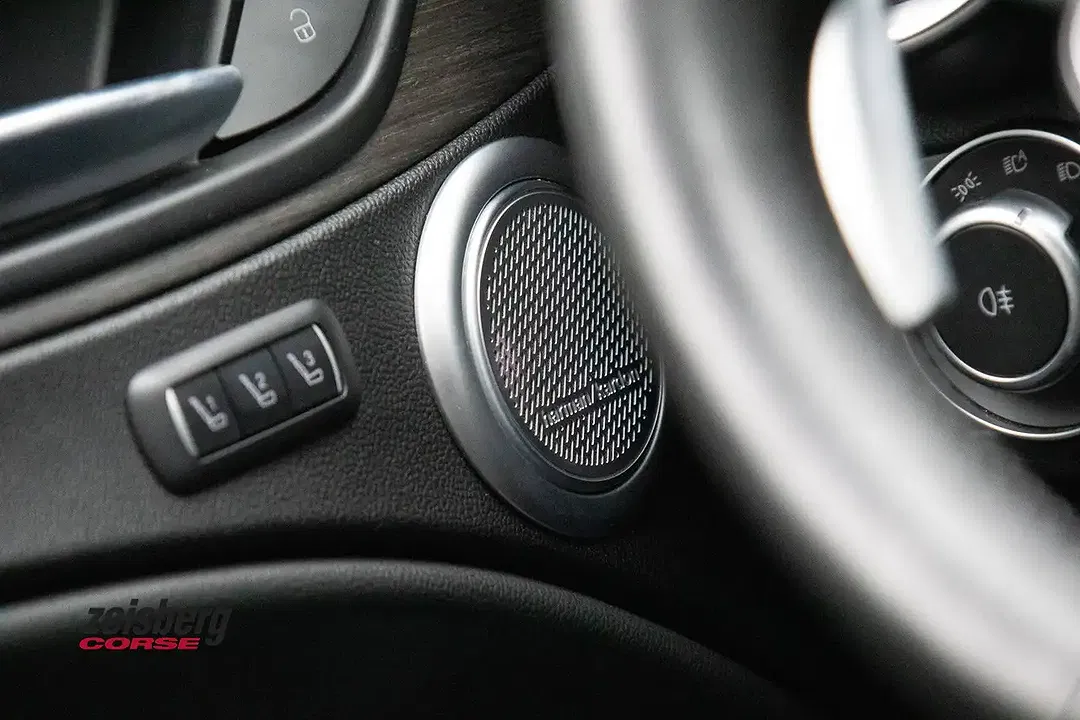 Alfa Romeo Stelvio - Thumbnail 5
