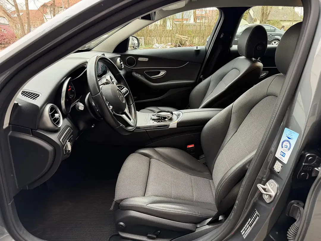 Mercedes-Benz C 300 - Thumbnail 13