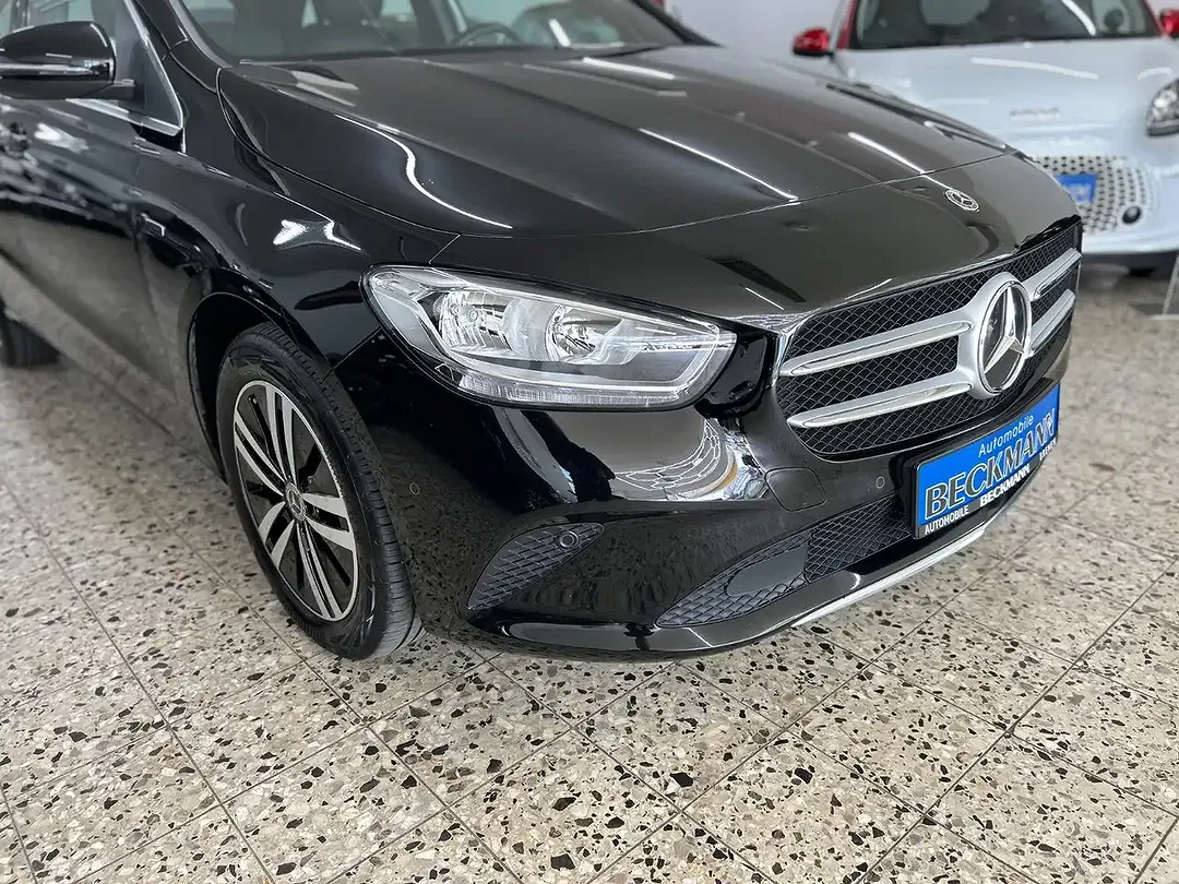 Mercedes-Benz B 250 - Thumbnail 4