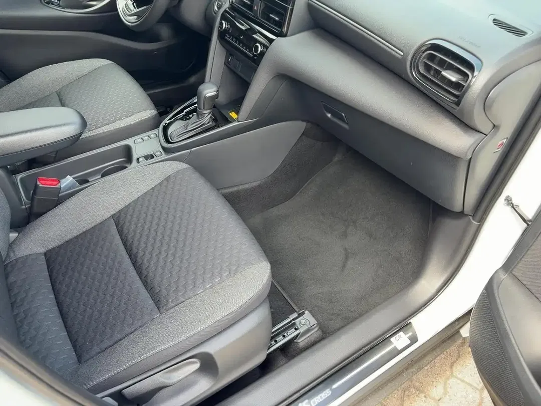 Toyota Yaris Cross - Thumbnail 11