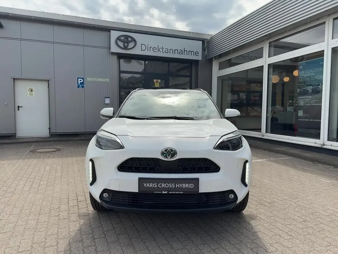 Toyota Yaris Cross - Thumbnail 6