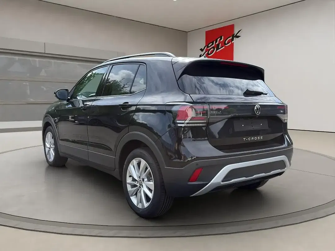 Volkswagen T-Cross - Thumbnail 4