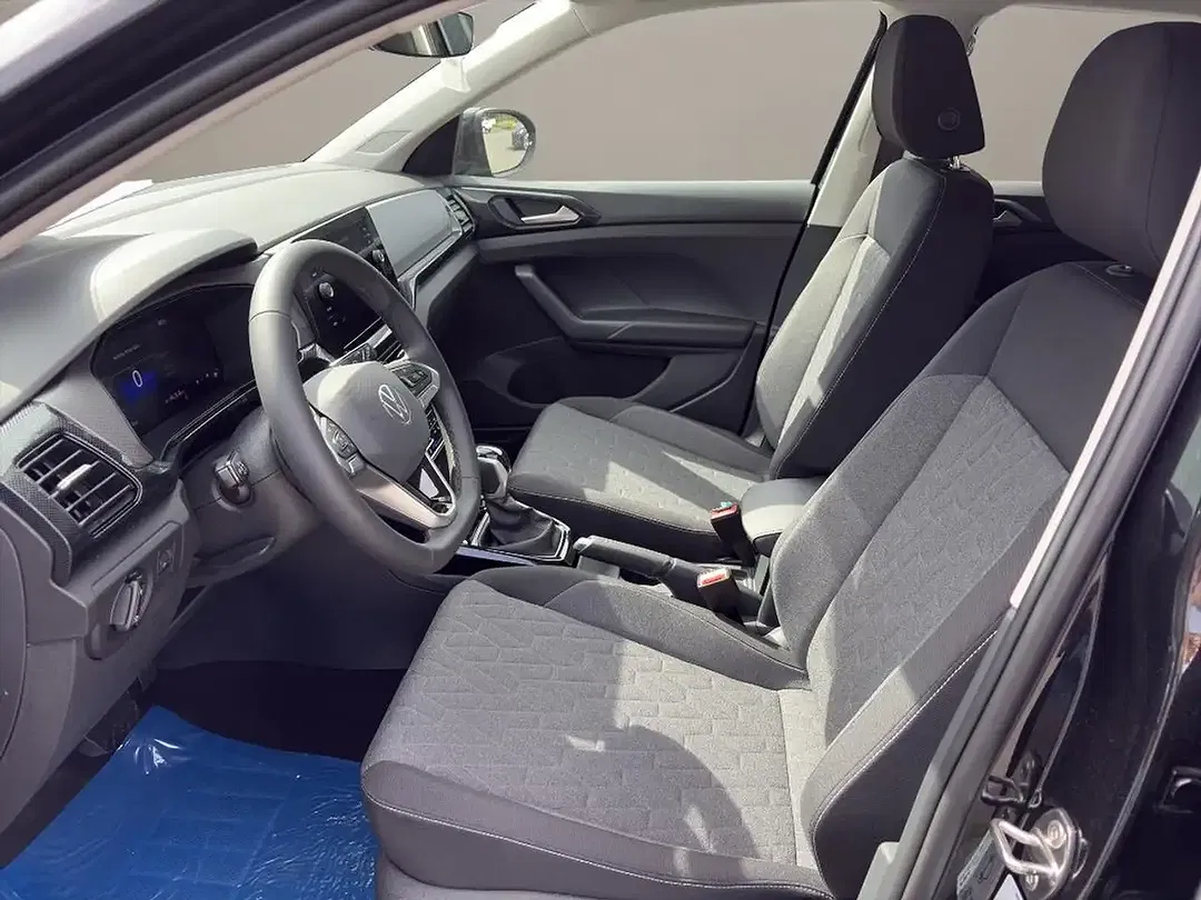 Volkswagen T-Cross - Thumbnail 9