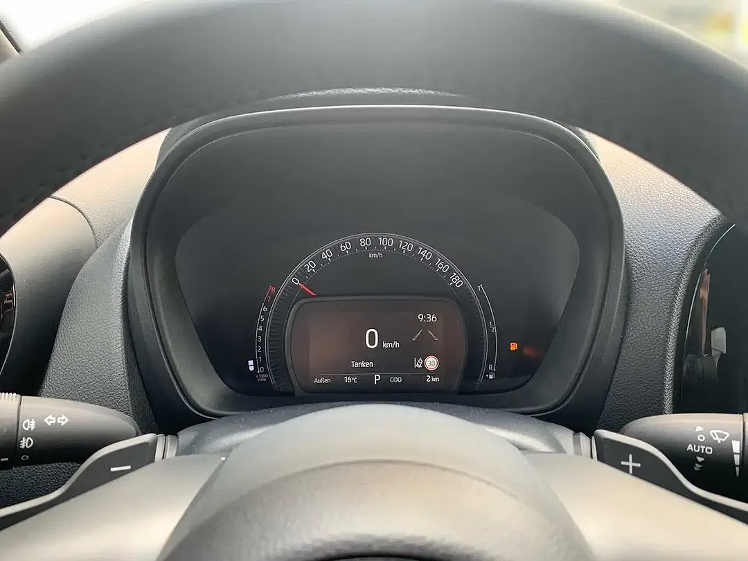Toyota Aygo X - Thumbnail 11