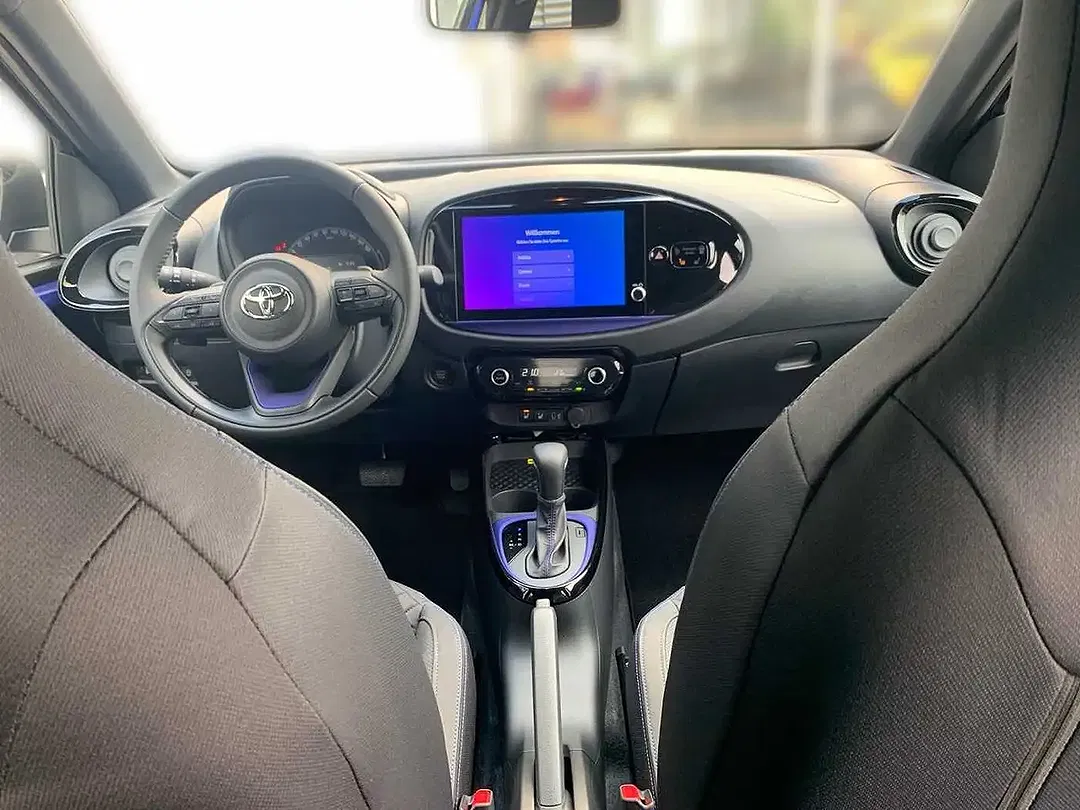 Toyota Aygo X - Thumbnail 8