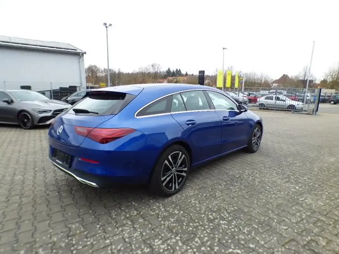 Mercedes-Benz CLA 180 Progressive - foto 14