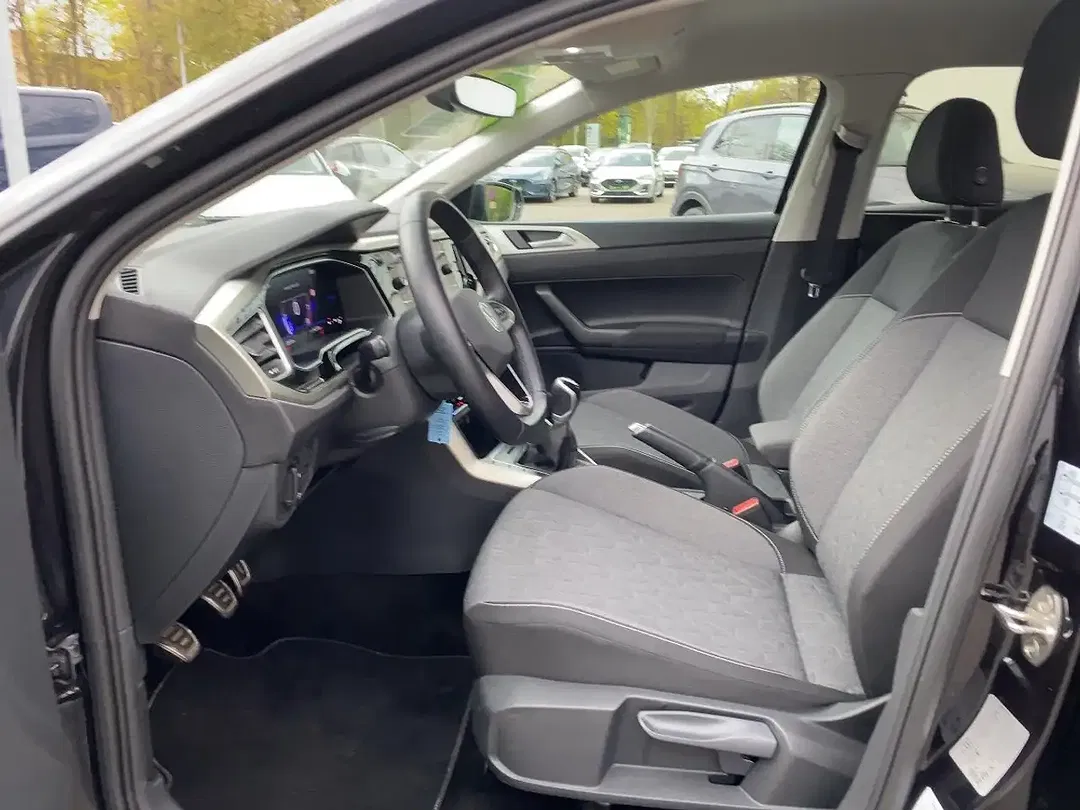 Volkswagen Polo - Thumbnail 9