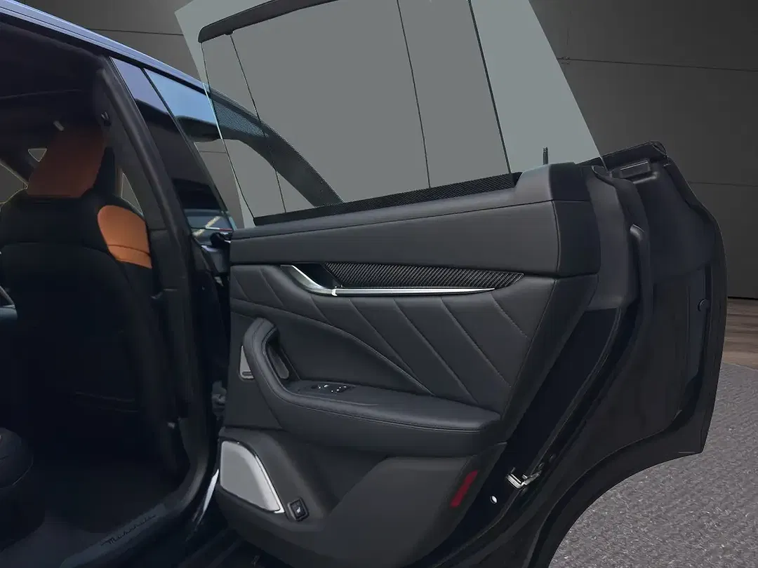 Maserati Levante - Thumbnail 10