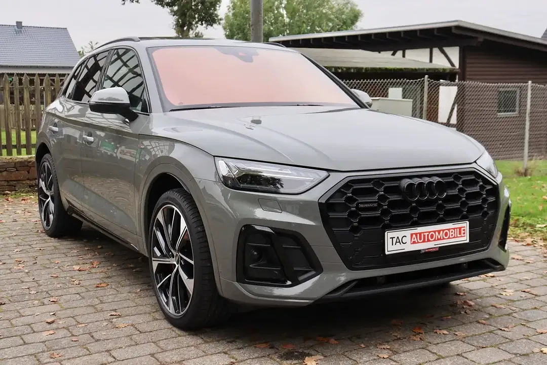 Audi Q5 - Thumbnail 2