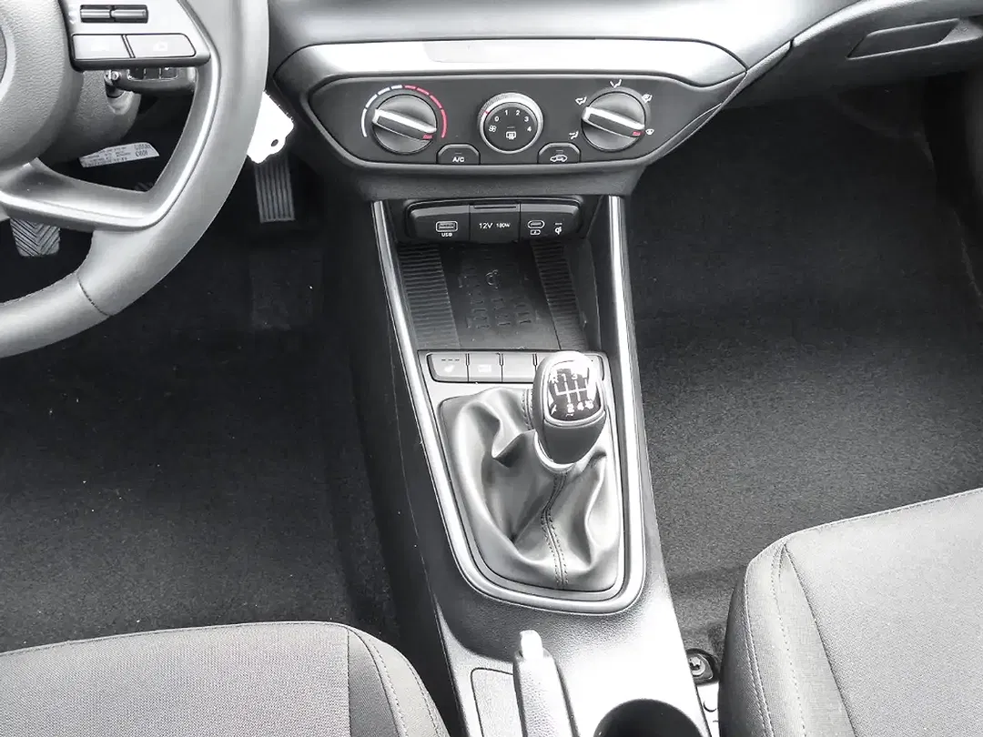 Hyundai i20 - Thumbnail 11