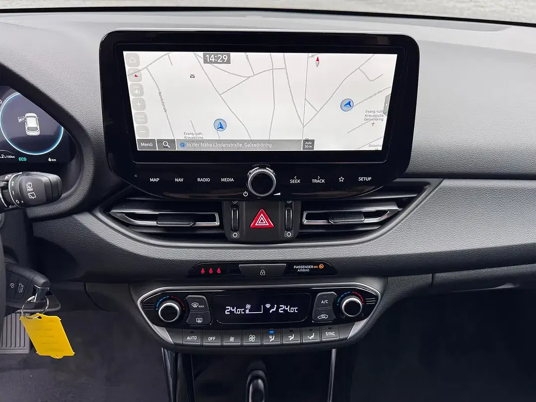 Hyundai i30 - Thumbnail 10