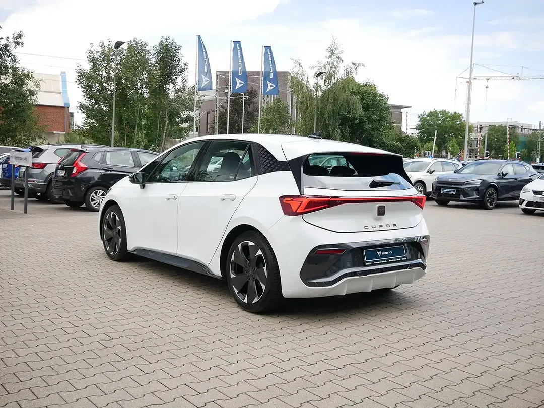 CUPRA Born - Thumbnail 7