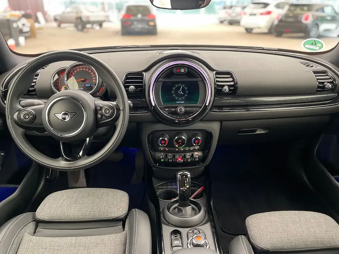 MINI One Clubman - Thumbnail 12