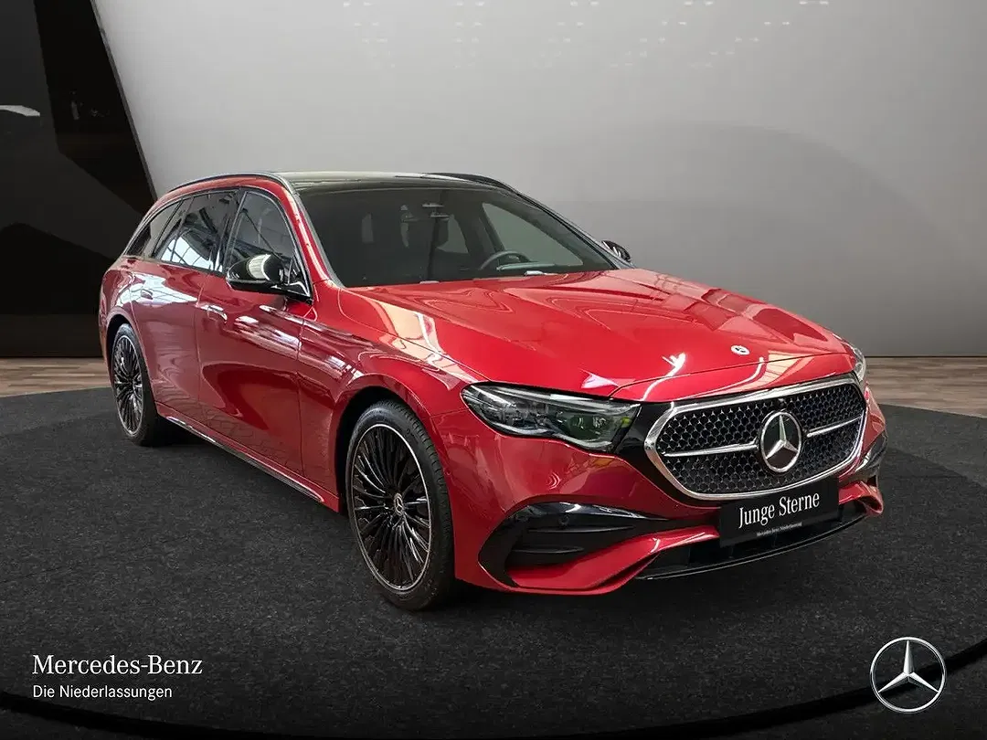 Mercedes-Benz E 300 - Thumbnail 4