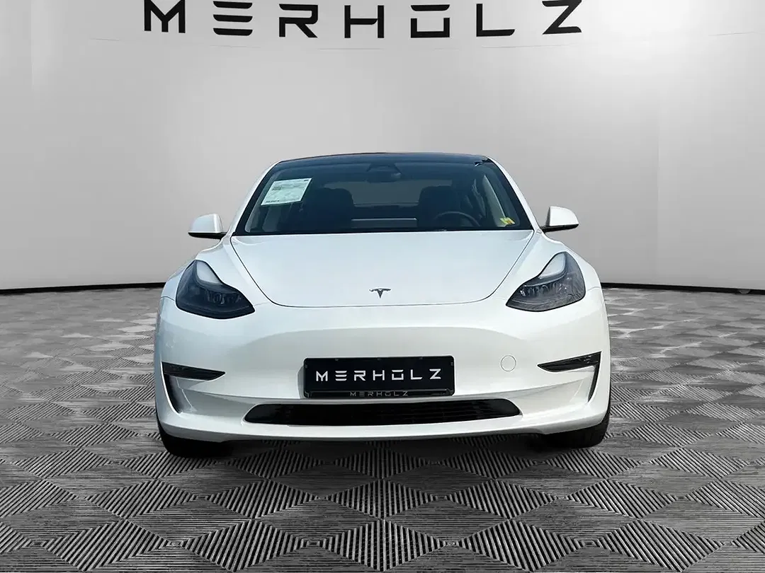Tesla Model 3 Performance - foto 2