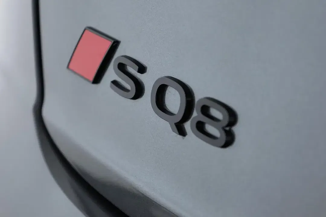 Audi SQ8 - Thumbnail 12