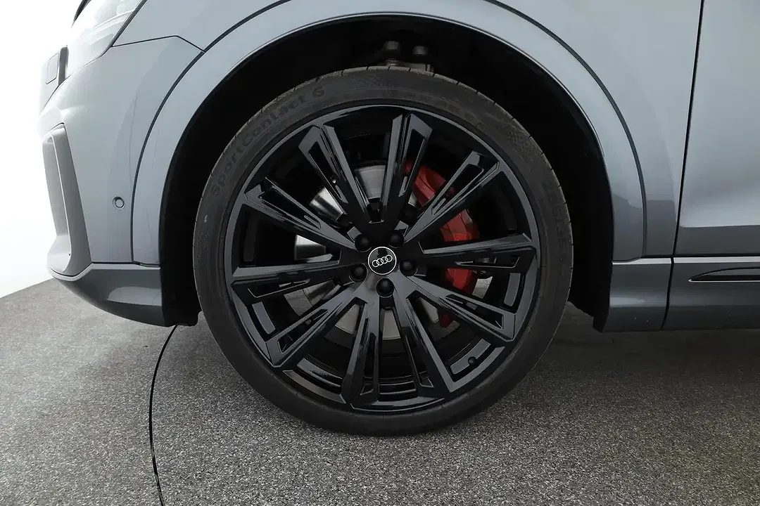Audi SQ8 - Thumbnail 7