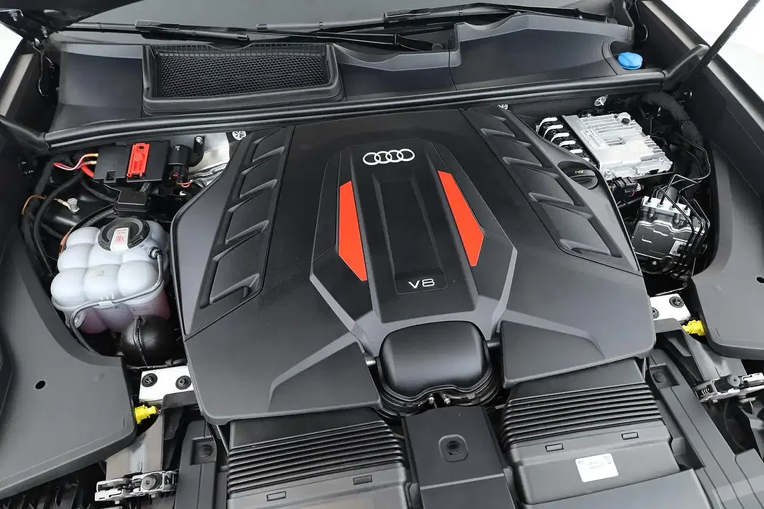 Audi SQ8 - Thumbnail 8