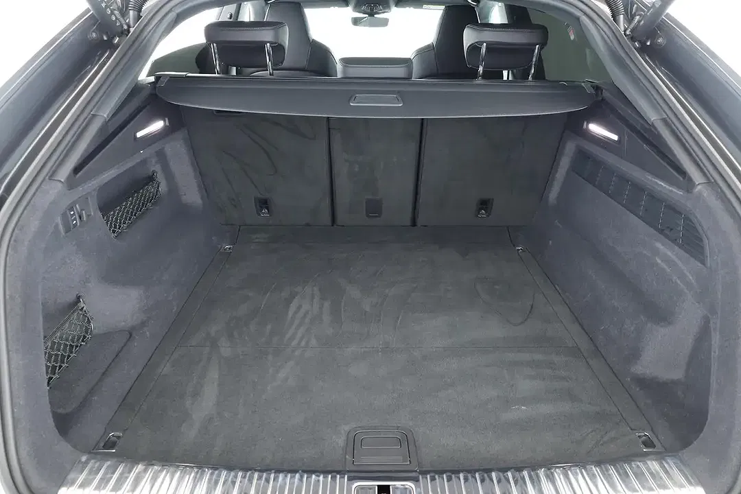 Audi SQ8 - Thumbnail 9