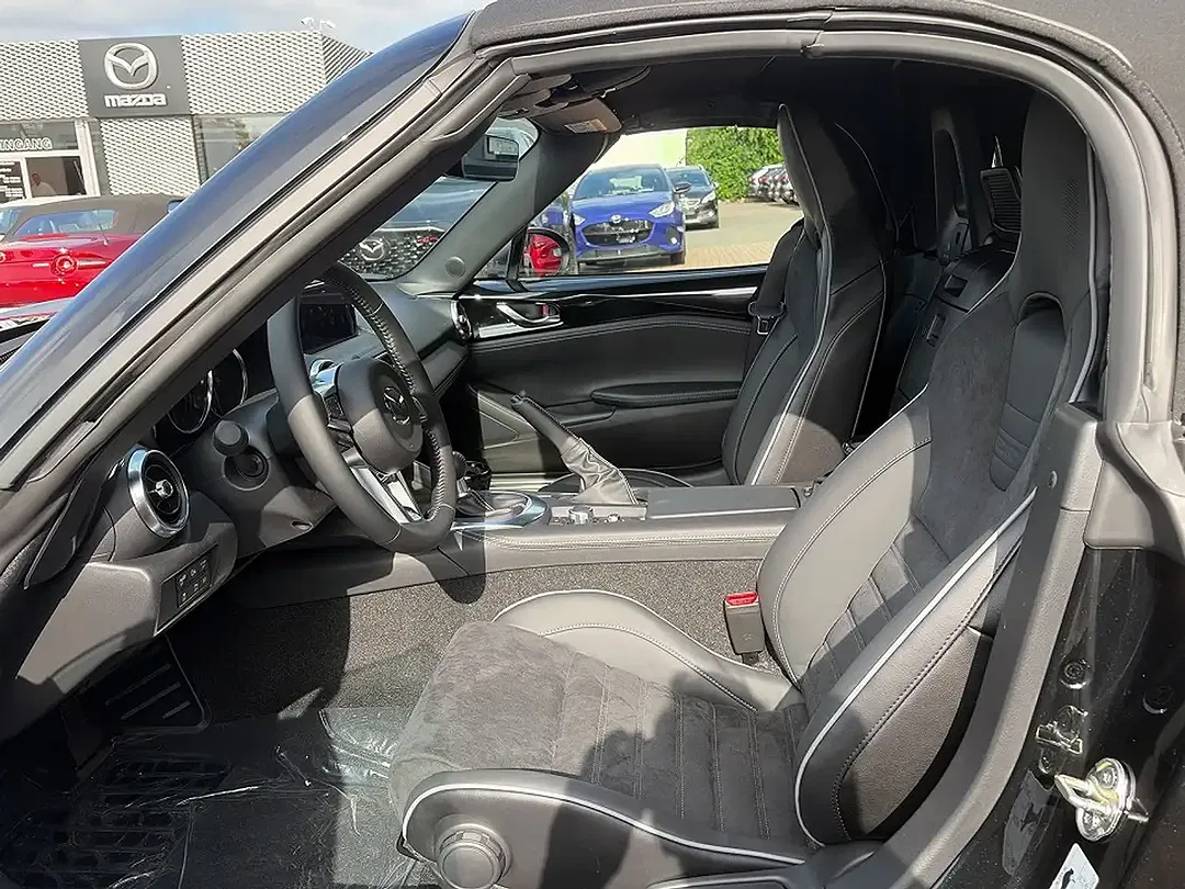 Mazda MX-5 - Thumbnail 8