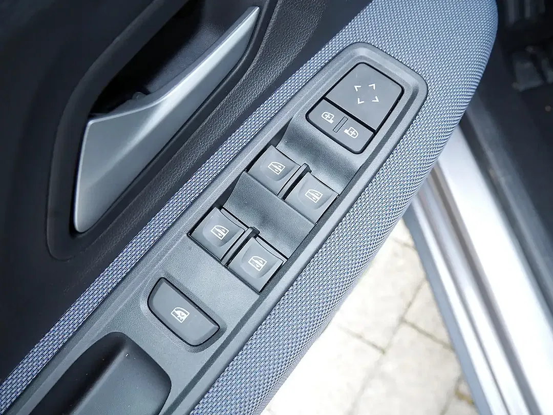 Dacia Sandero - Thumbnail 6