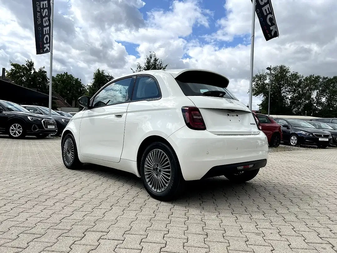 Fiat 500 - Thumbnail 2
