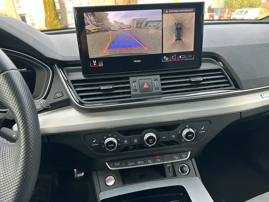 Audi SQ5 - Thumbnail 4