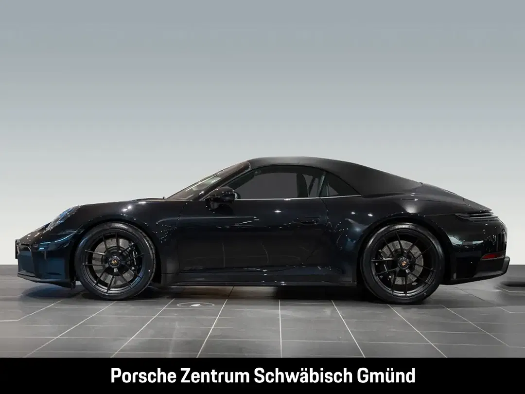 Porsche 992 - Thumbnail 7