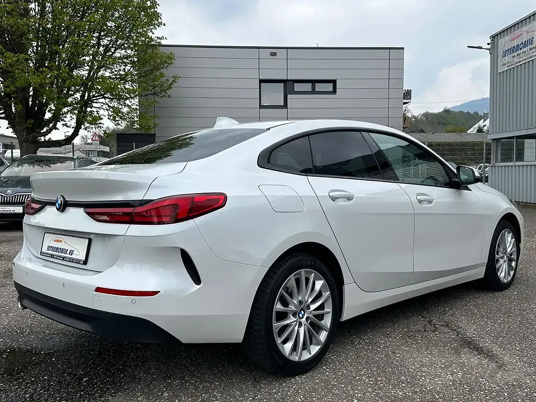 BMW 218 - Thumbnail 3