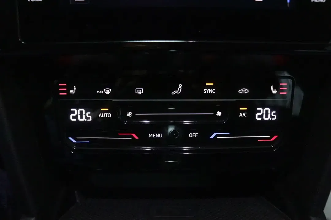 Volkswagen Passat Variant - Thumbnail 13