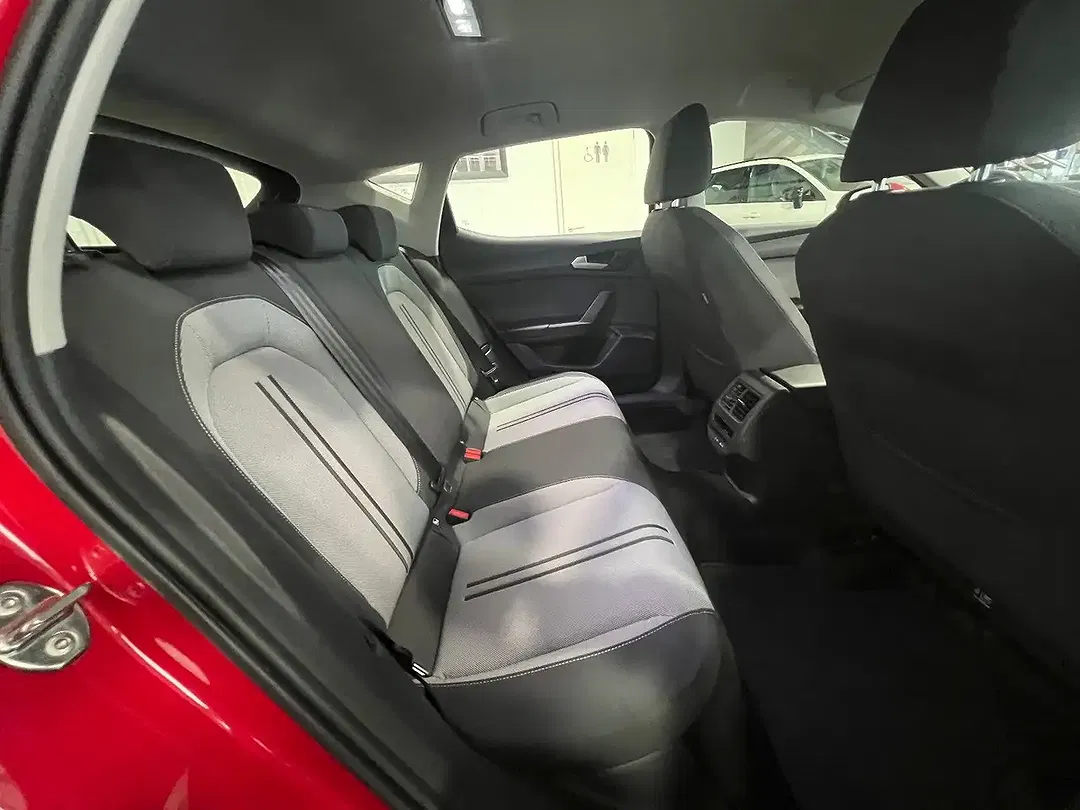 SEAT Leon - Thumbnail 14