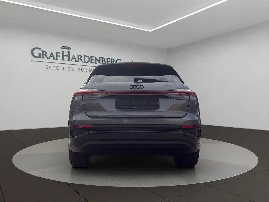 Audi e-tron - Thumbnail 5