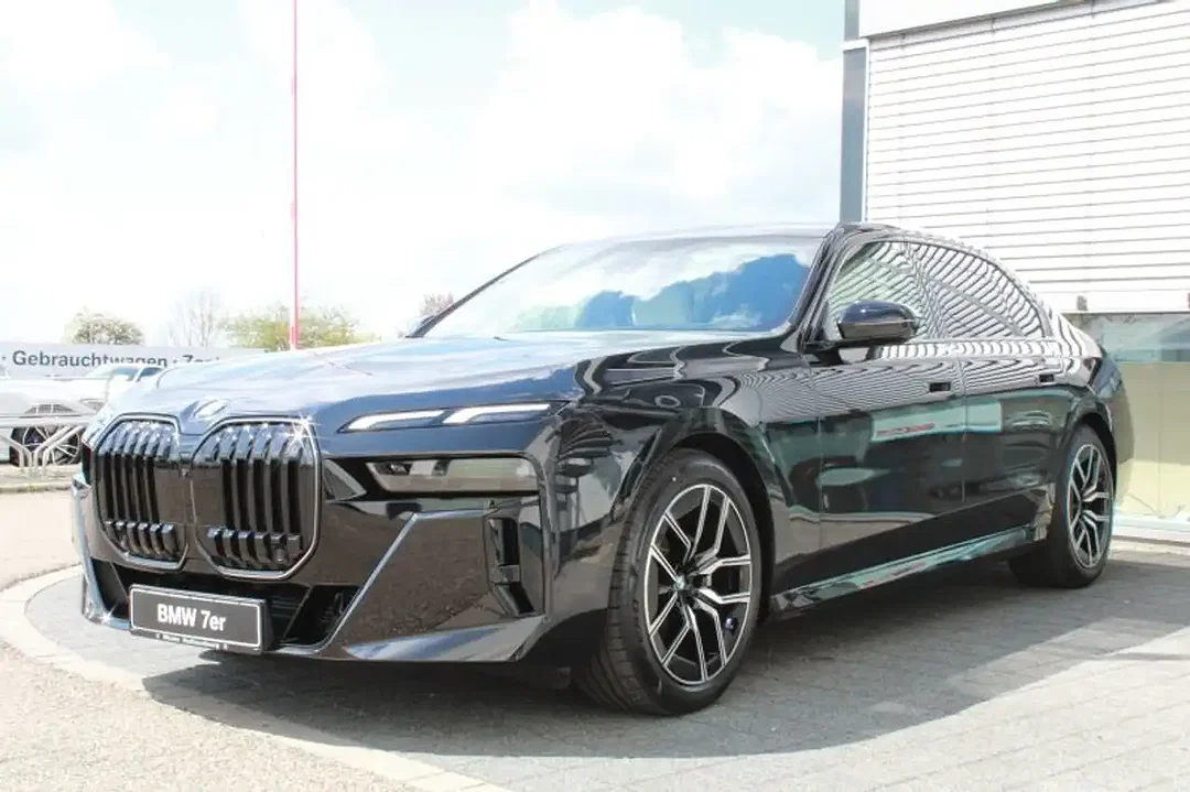 BMW 740 - Afbeelding 1