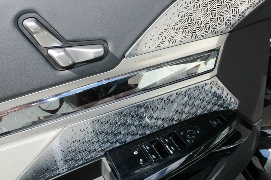 BMW 740 - Thumbnail 6