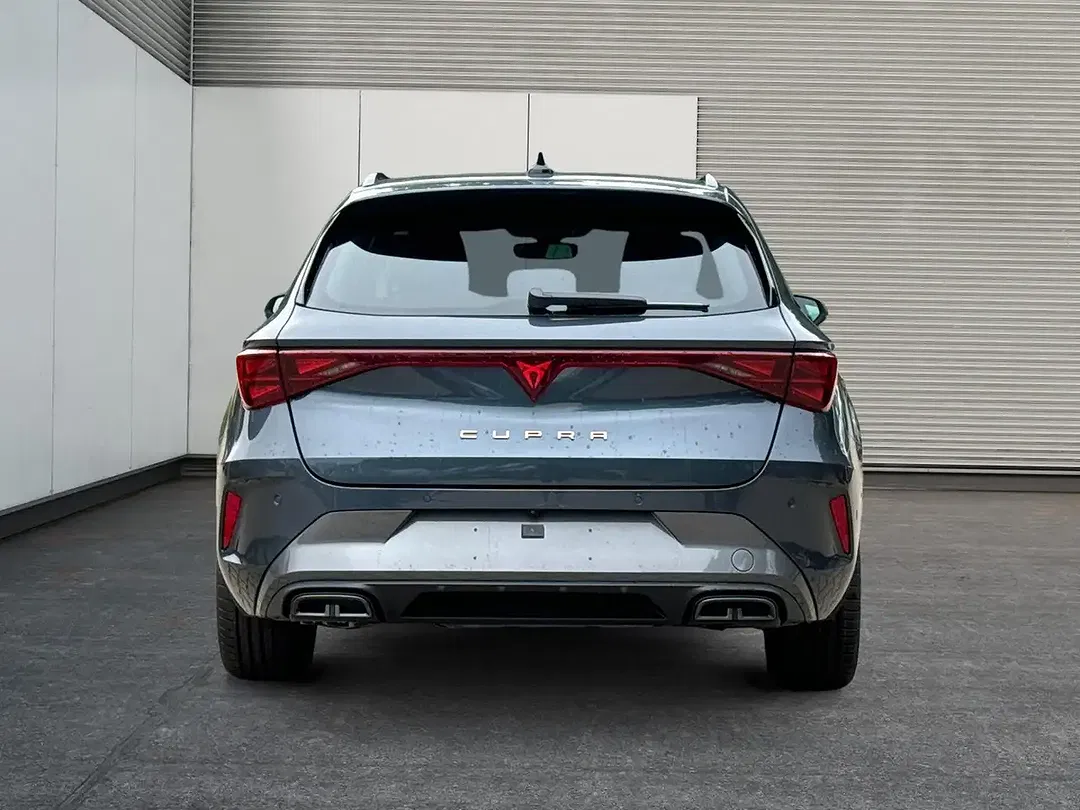 CUPRA Leon - Thumbnail 4