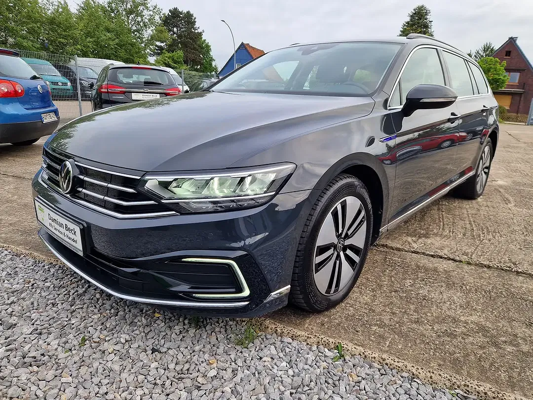 Volkswagen Passat Variant GTE - foto 1