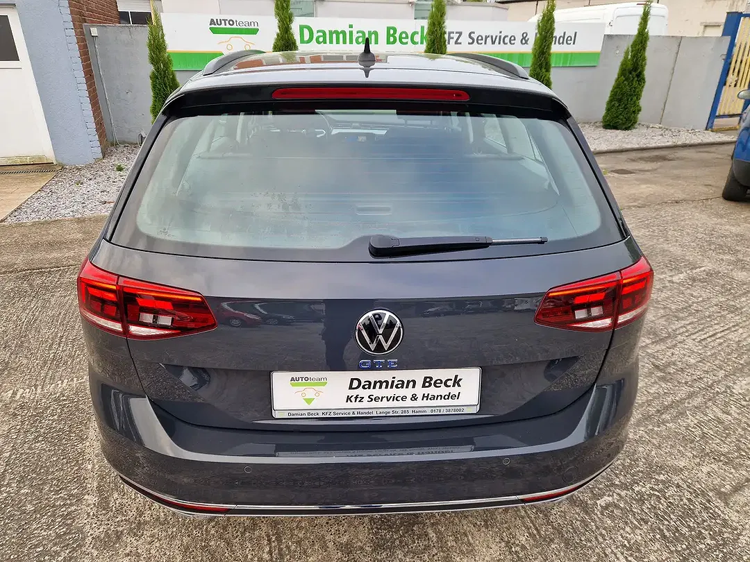 Volkswagen Passat Variant - Thumbnail 4