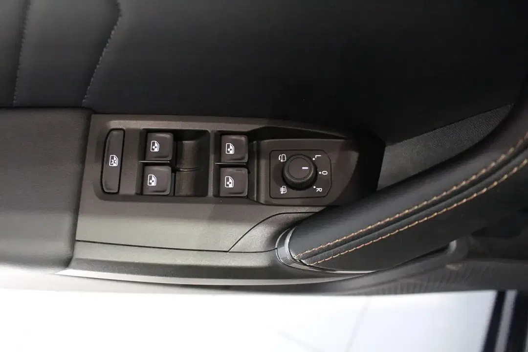 CUPRA Leon - Thumbnail 11
