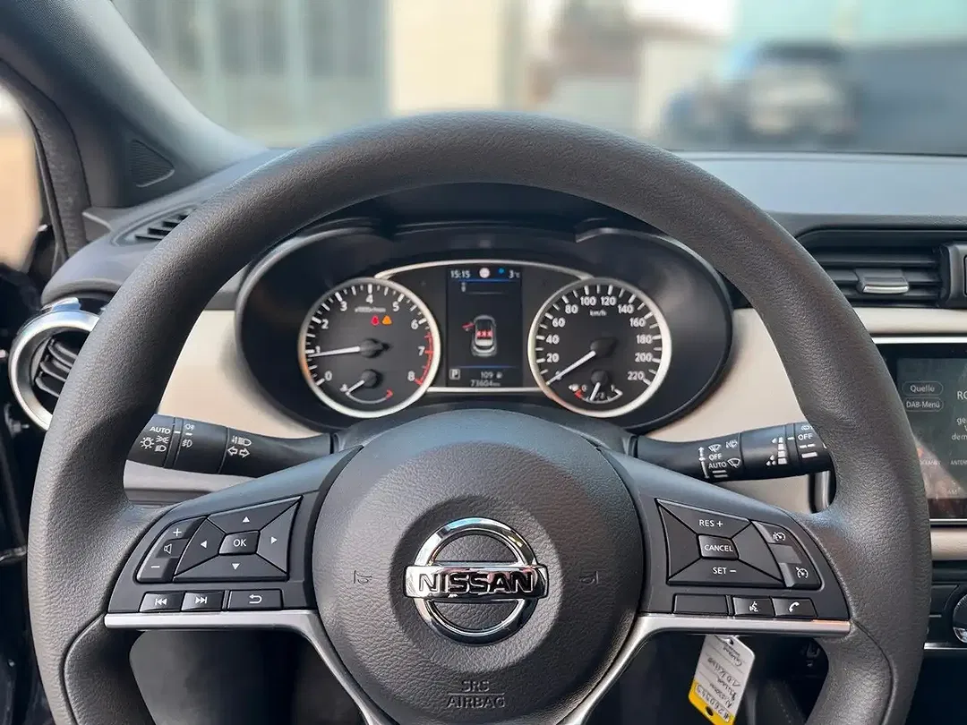 Nissan Micra - Thumbnail 8