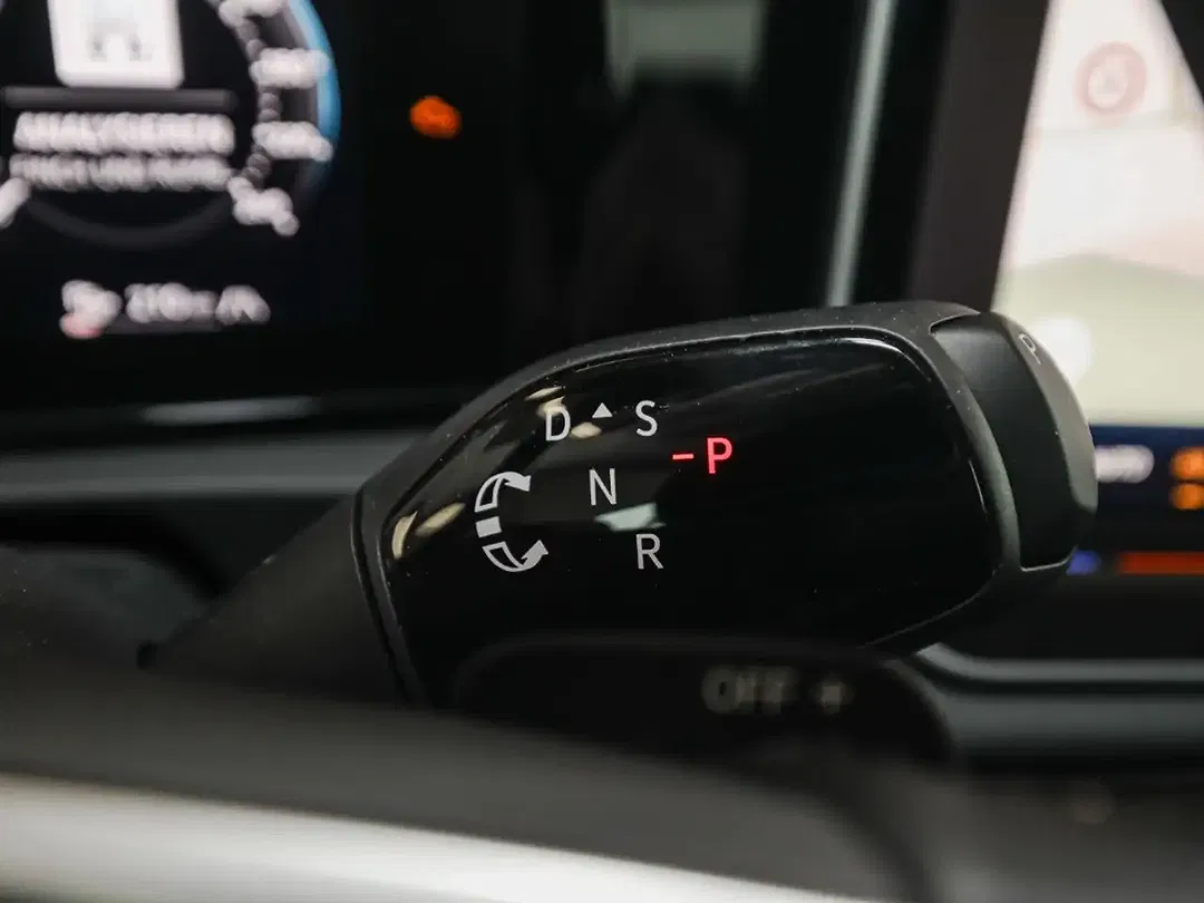 Volkswagen Tiguan - Thumbnail 12