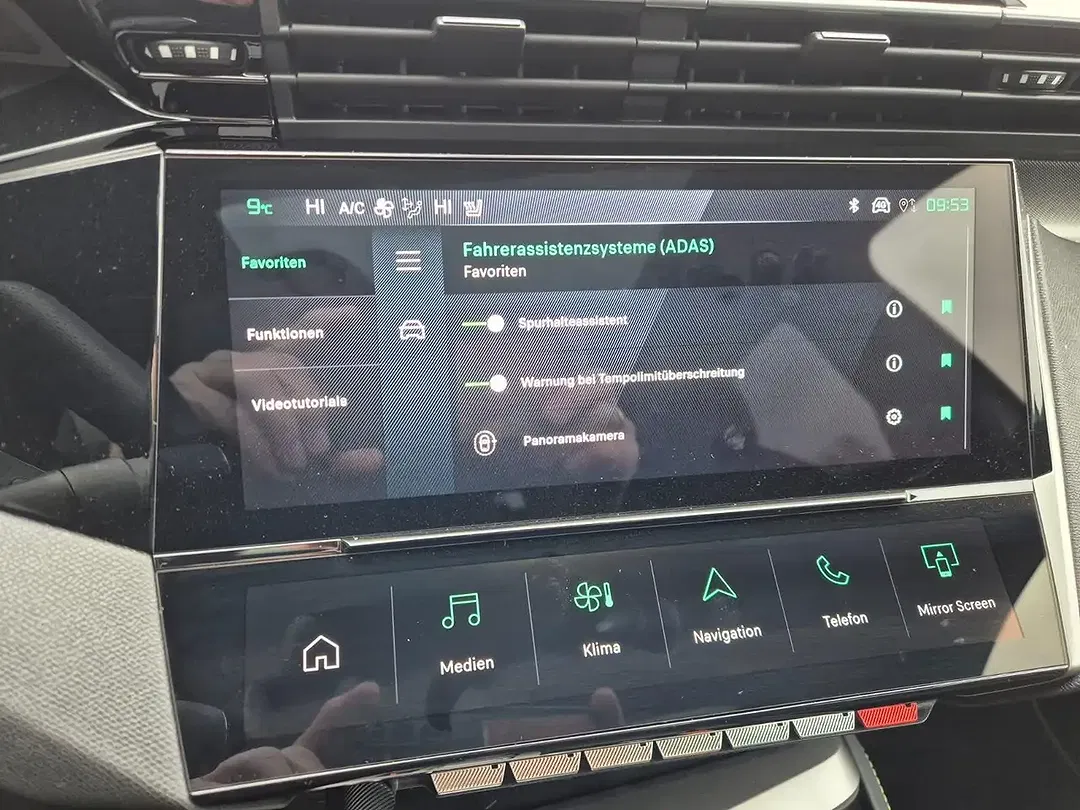 Peugeot 308 - Thumbnail 24